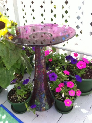 DIY Bird Bath from vase and bowl 