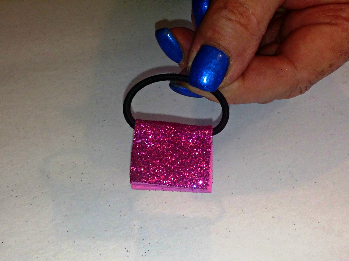 Easy DIY sparkly Barbie Doll purses made with sticky back sparkling foam from dollar store DIY Barbie Doll Easy NoSew Hand Made Purses #barbiedoll #accessories #purses #handmade #sparkle #Starrcreative