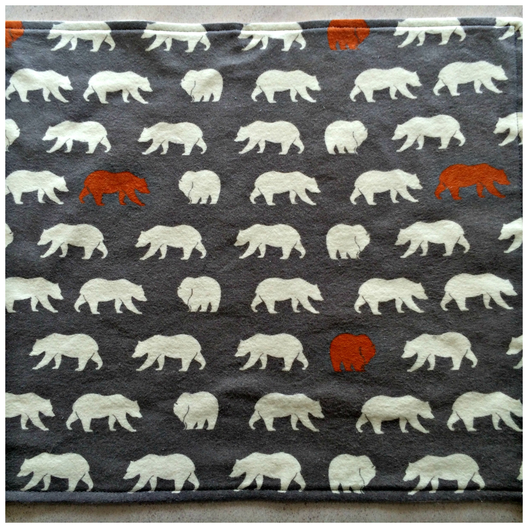 Baby Blanket With Adorable Polar Bear Appliques Grey and White Flannel with Polar Bear Print. #babyblanket #appliques #sewing #polarbear #flannel #grey