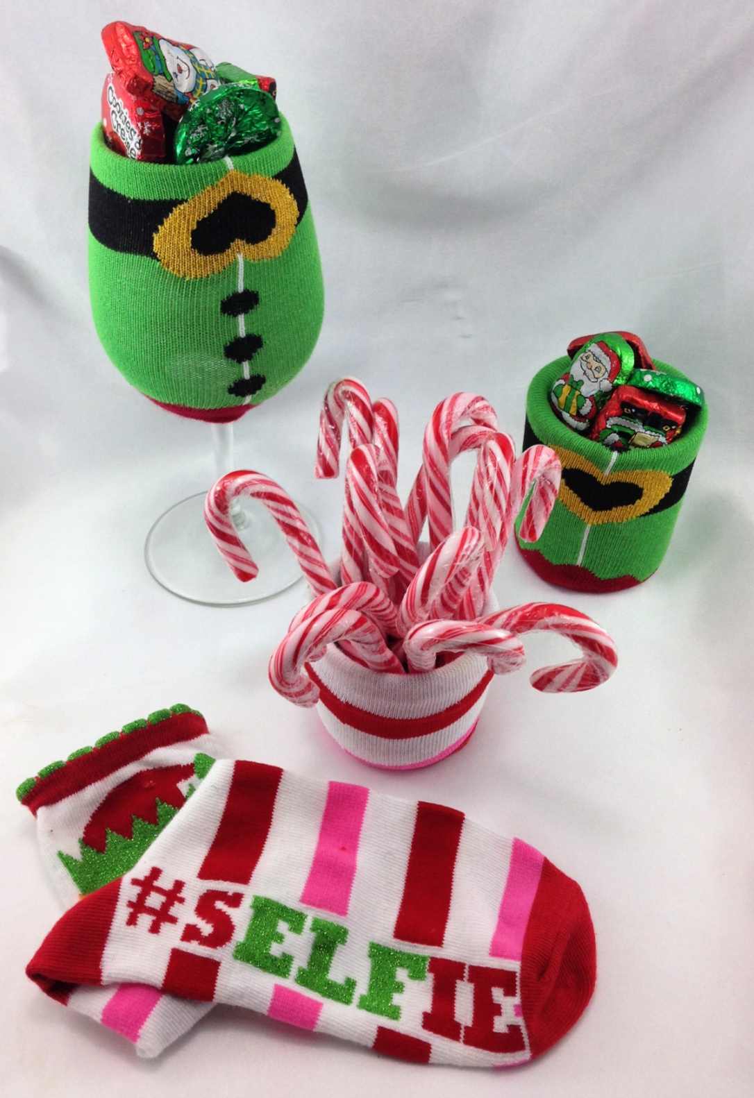 DIY Christmas Sock Vase, Candy Dish and Candle Cozies #Christmas #craft #DIY #Christmas_Sock #Vase #Candy_Dish #Candle #Cozies #repurposed #upcycle